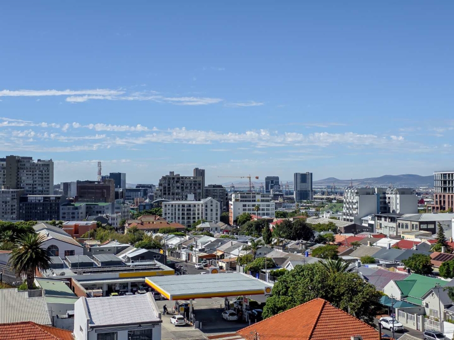 1 Bedroom Property for Sale in Gardens Western Cape